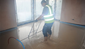 self-levelling-screed